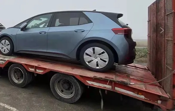 1660728408156768.jpg 科研測(cè)試用汽車出口報(bào)關(guān)_副本.jpg